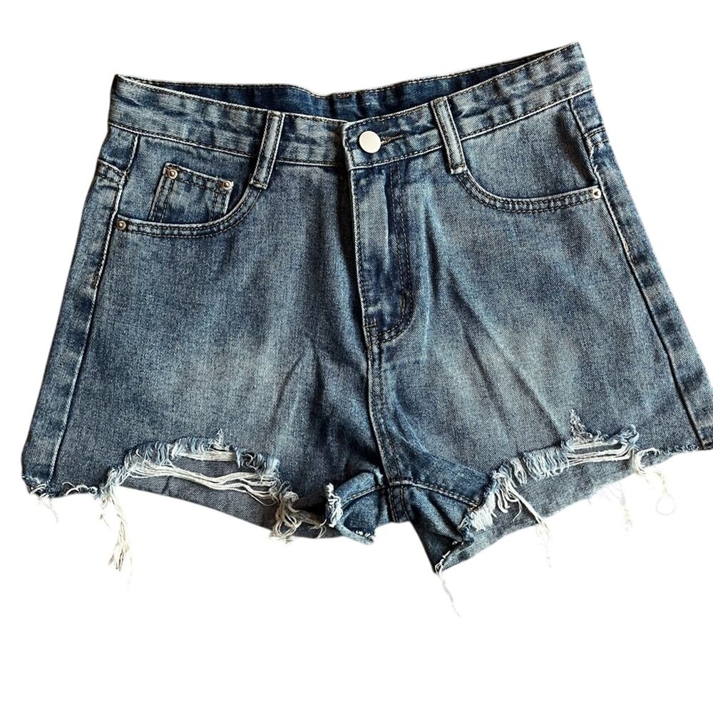 Sozo-One Distressed Medium Wash Jean Shorts Size Large